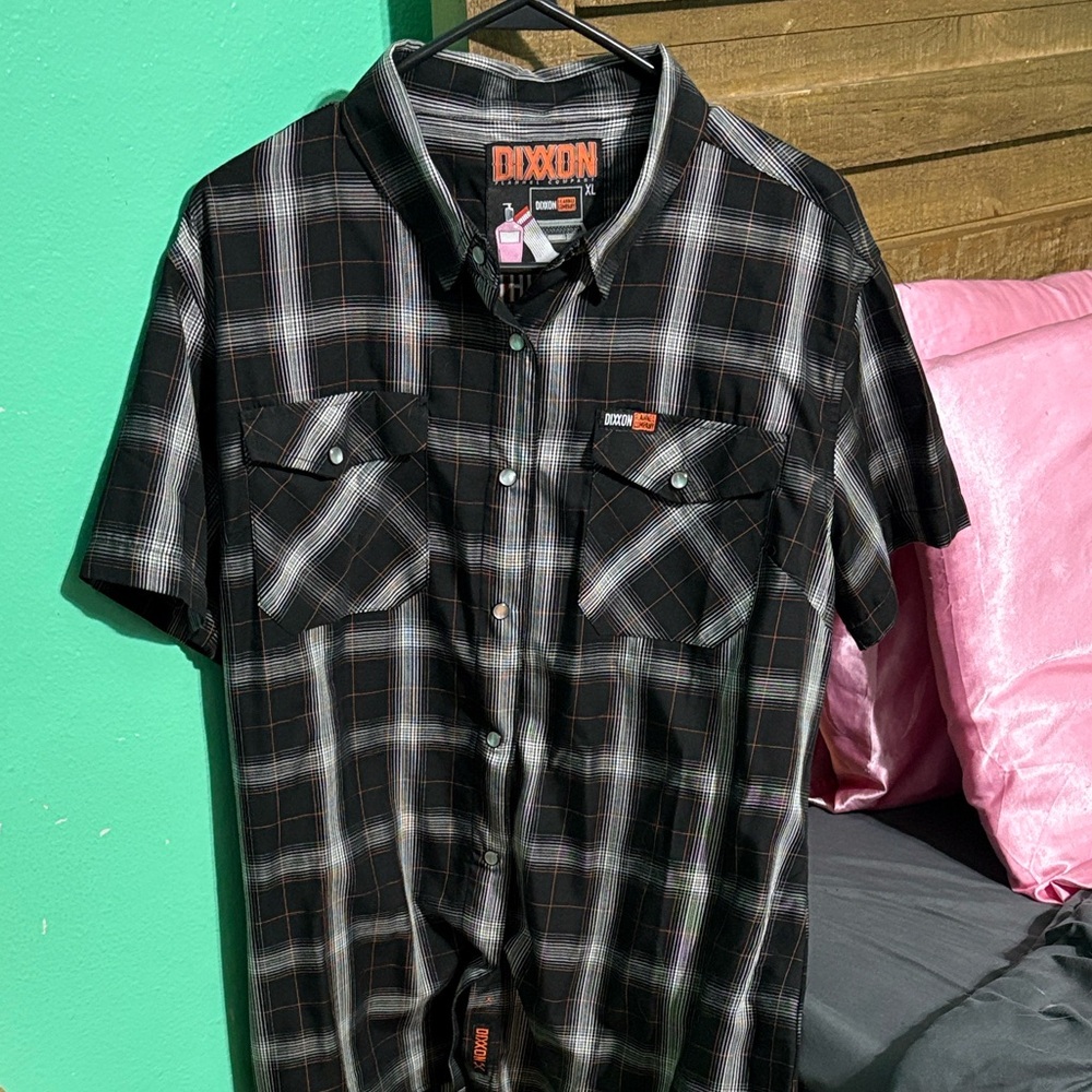 DIXXON women’s Black and Gray Checkered Shirt